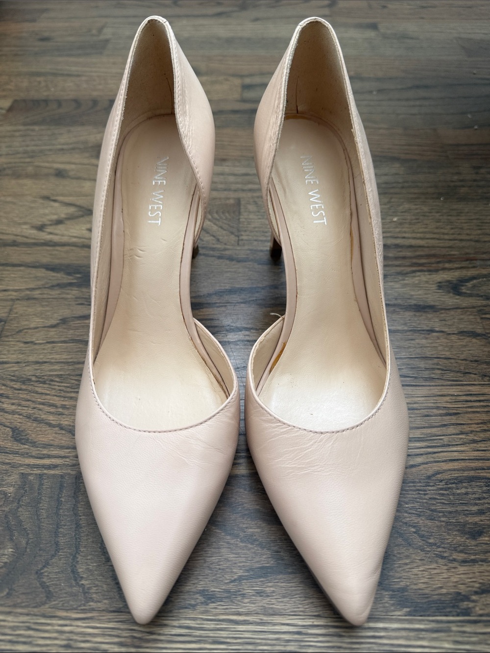 Nine West Nude Pointed-Toe Leather Pumps, size 7.5